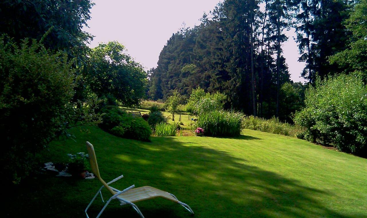 Apartment Mit Burgblick Im Gruenen, Familie Held Burgthann Екстер'єр фото